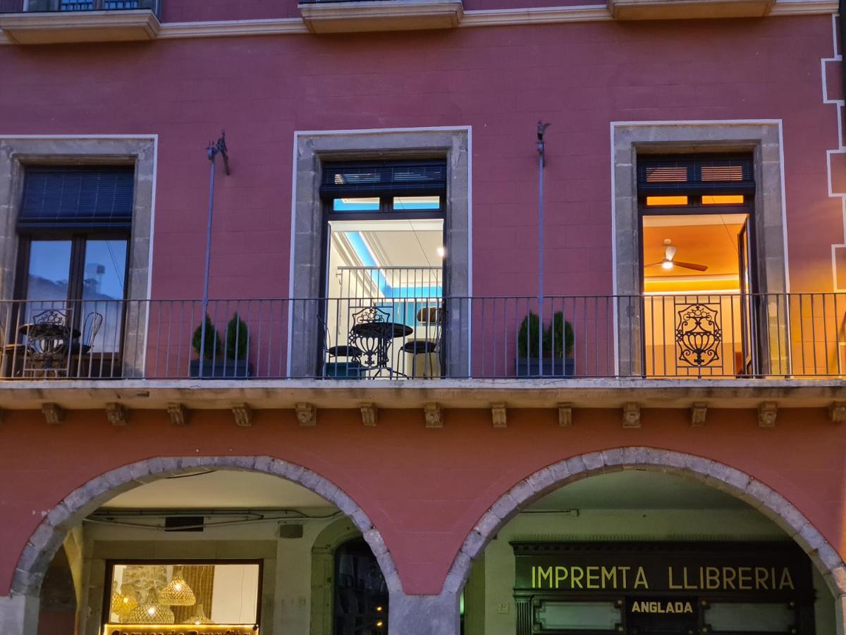 Apartaments Vicus 3 Con Vistas A La Plaza Mayor De Vic Exterior foto